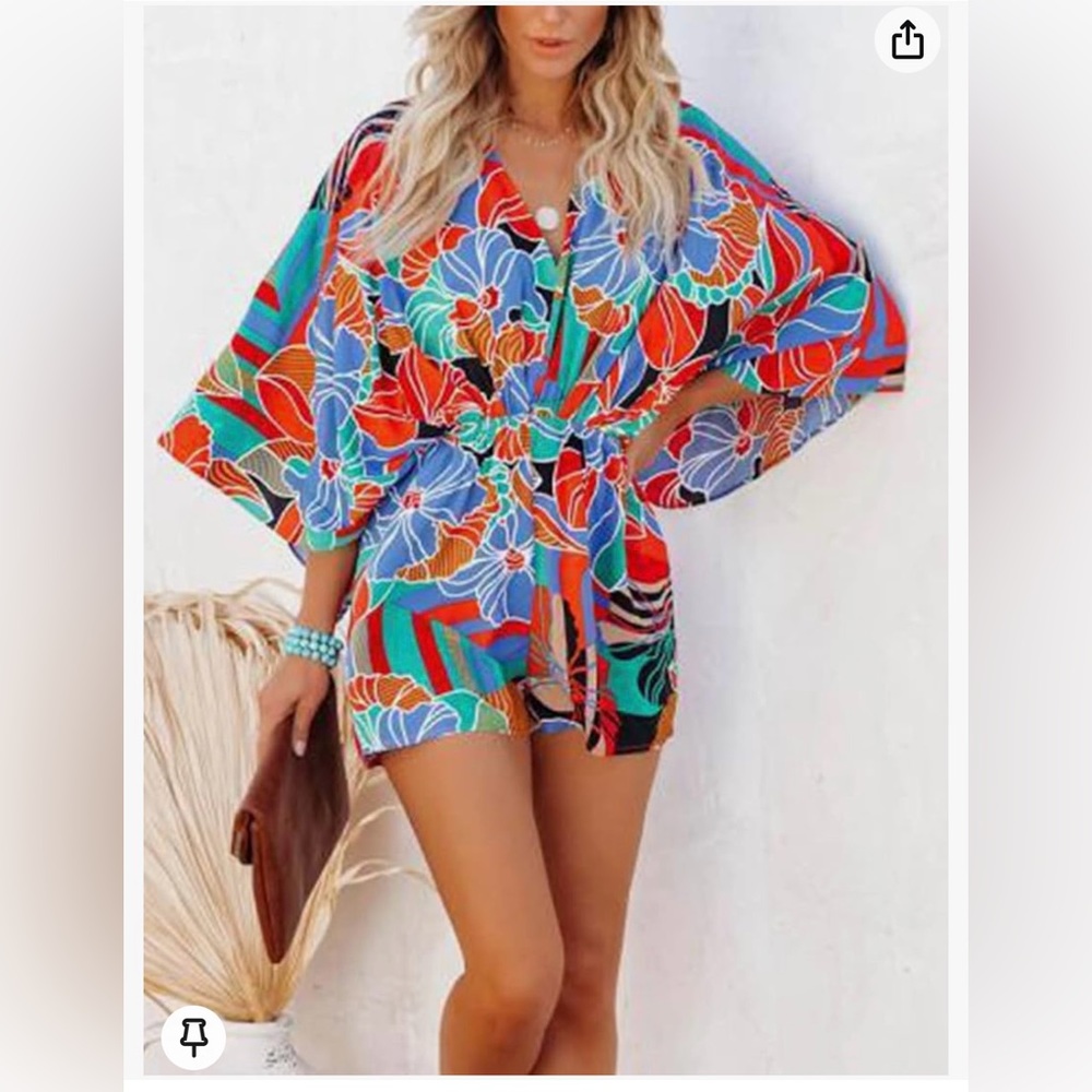 NWT women’s floral summer vacation romper